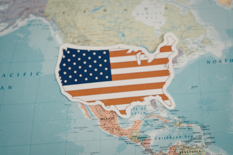 2024–2025年回顧：美國聯邦政府與各州PFAS監管體系深化，衍生企業檢測義務